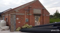 通州新聯(lián)鎮(zhèn)獨(dú)門獨(dú)院廠房，1200平，層高4~5米，大車可進(jìn)