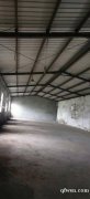 單層鋼結(jié)構(gòu)廠房，700平，有辦公室，租金便宜