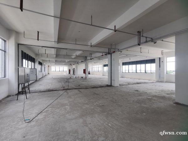 新建50年產(chǎn)權(quán) 園區(qū)配套齊全 智能食堂 獨(dú)門獨(dú)院 新建50年產(chǎn)權(quán) 園區(qū)配套齊全 智能食堂 獨(dú)門獨(dú)院